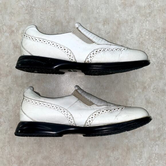 white Sandbaggers women's leather golf shoes Size 9.5 - Picture 10 of 10